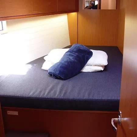 Úszó hotel Sardinia Boat Berths *