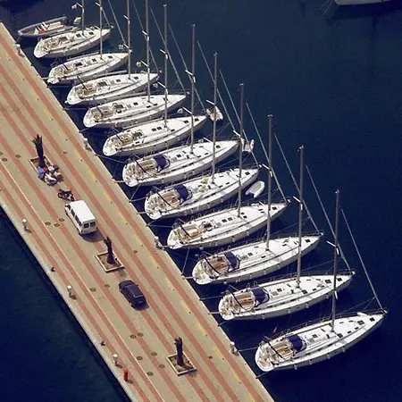 Úszó hotel Sardinia Boat Berths Olbia